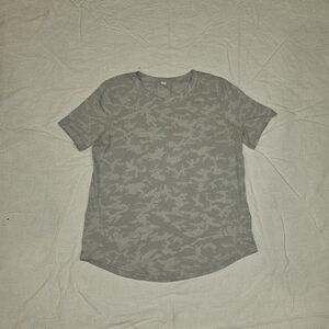 Lululemon Gray Camouflage Short Sleeve